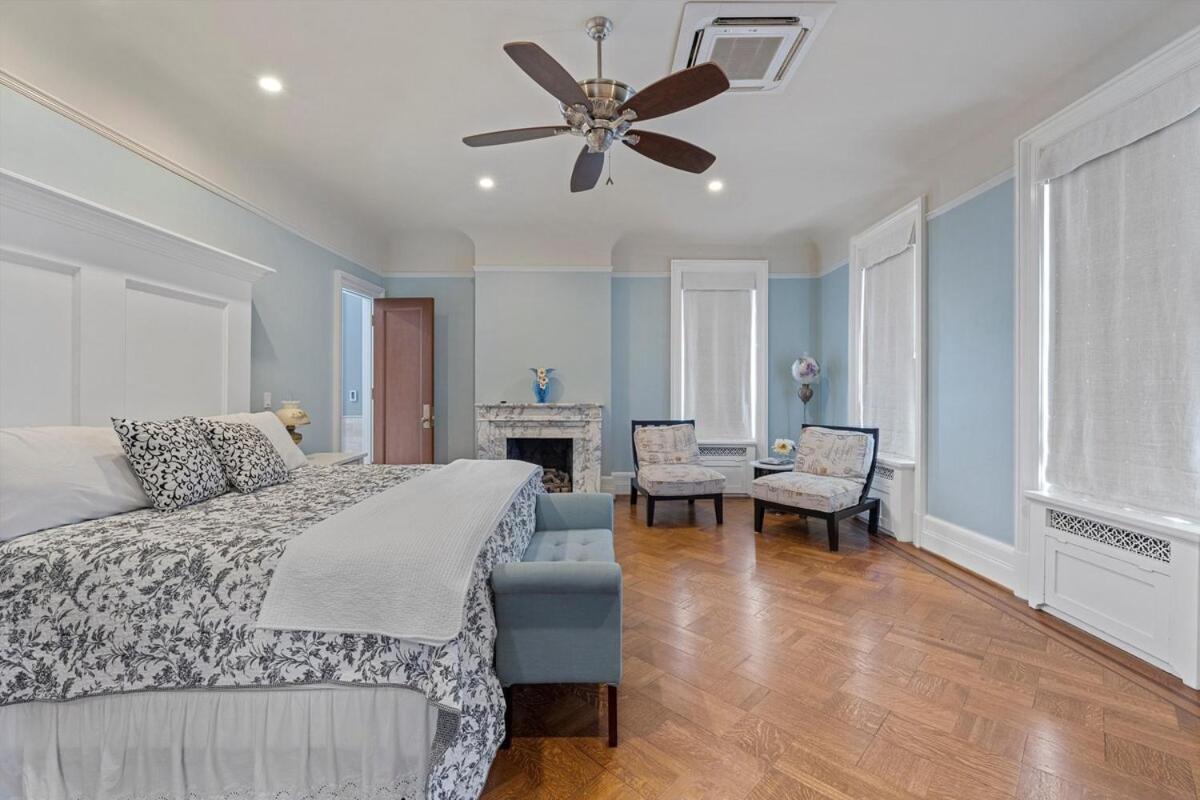 Historic Migel House In Downtown Holiday home *
