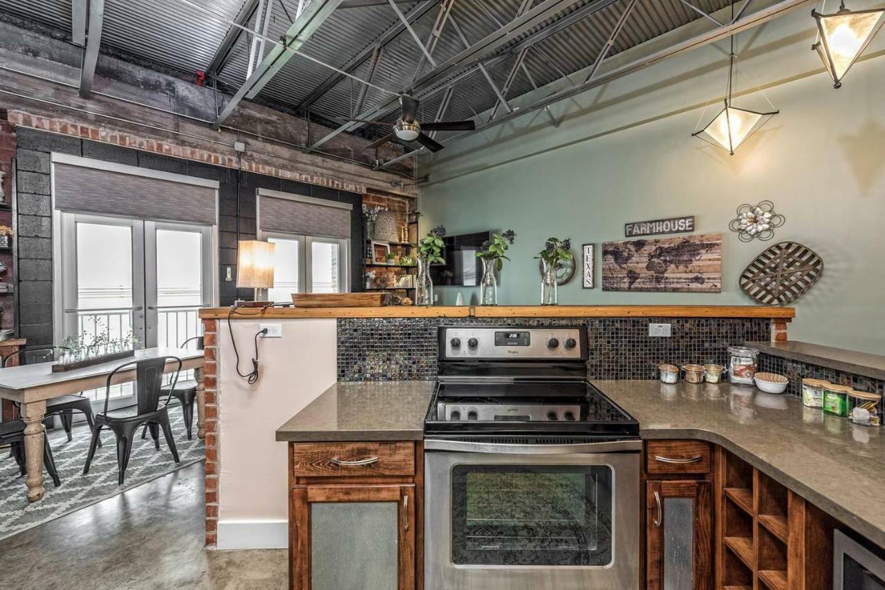 Door Lofts -magnolia Loft, Silos/downtown