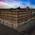 Chic Downtown Waco Apartment