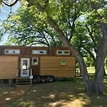 Montana Escape Elegant Tiny House In Waco Near Magnolia
