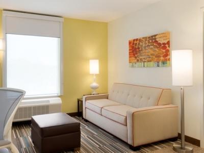 Hotel Home2 By Hilton