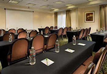 Fairfield & By Marriott North Hotel 3*