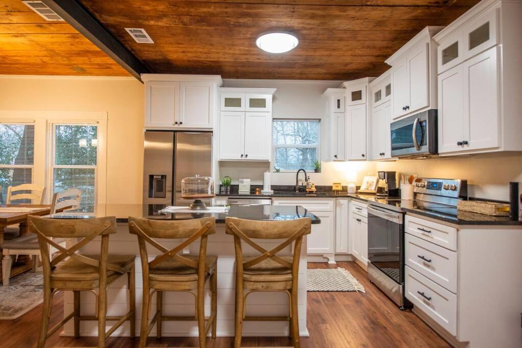New-ethel Rose Cottage-5 Min To Magnolia Silos Holiday home