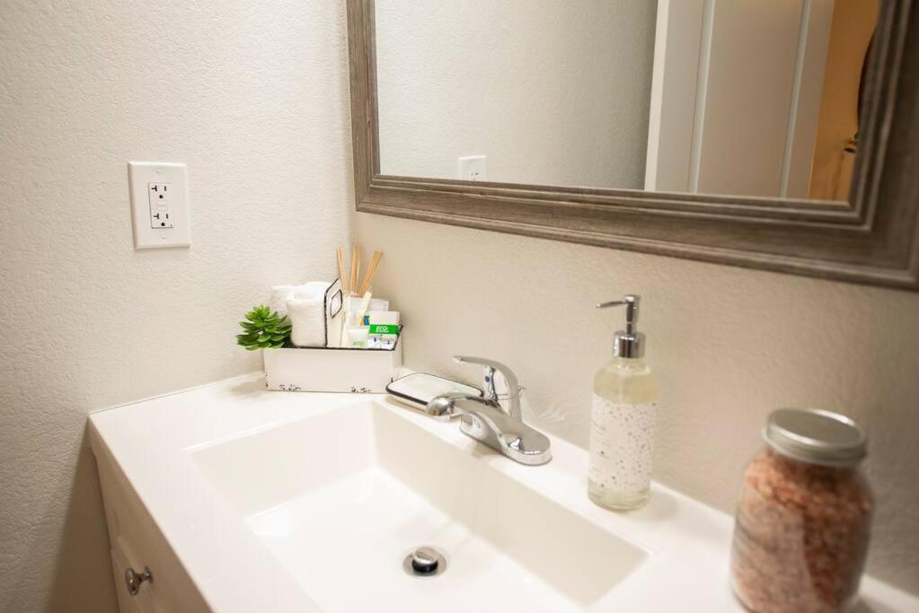 New-ethel Rose Cottage-5 Min To Magnolia Silos