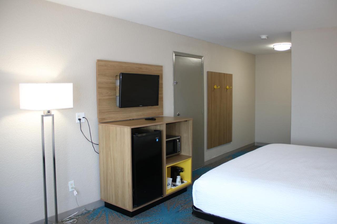 Hotel Days By Wyndham Area