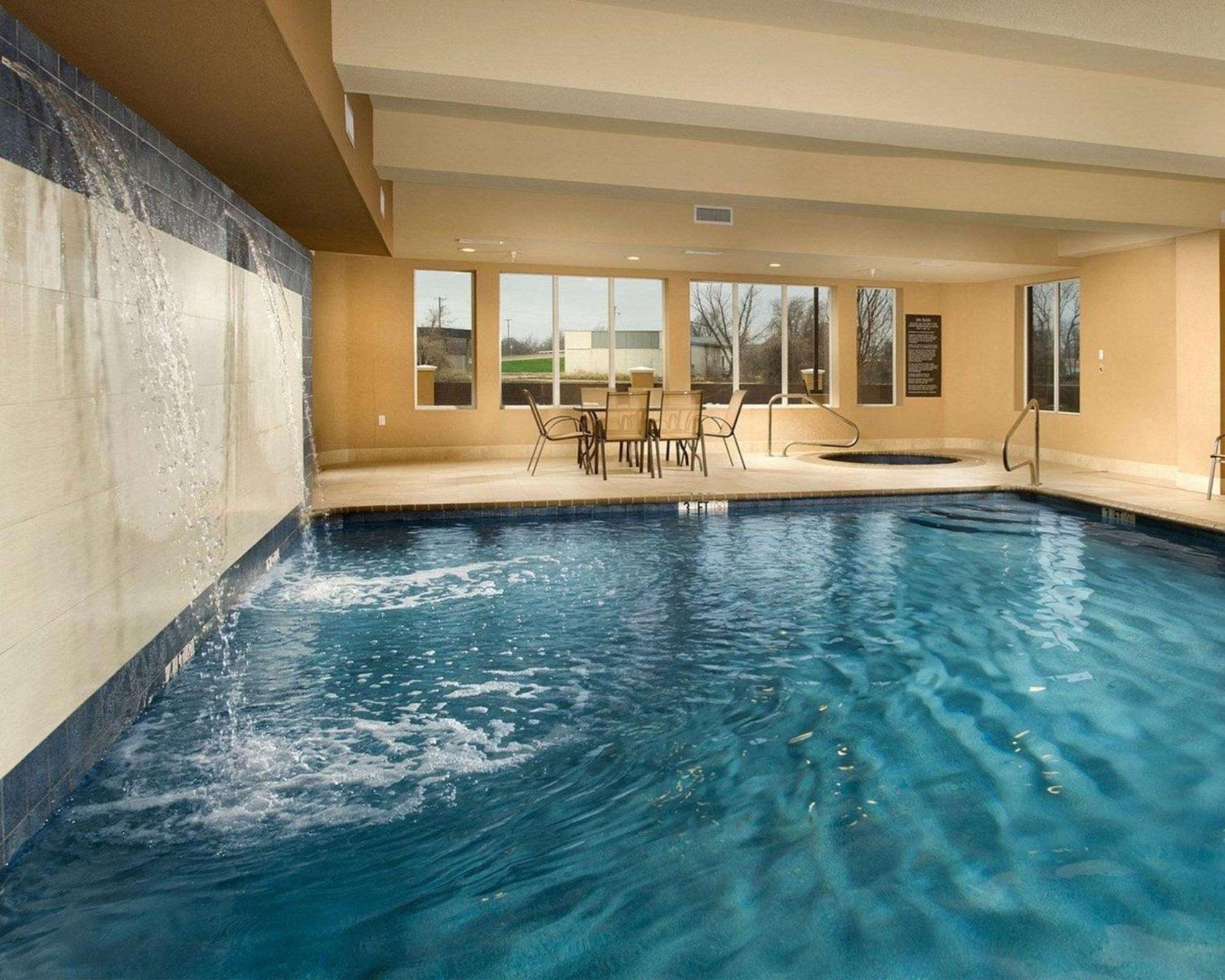 Comfort North - Near Area Hotel Waco