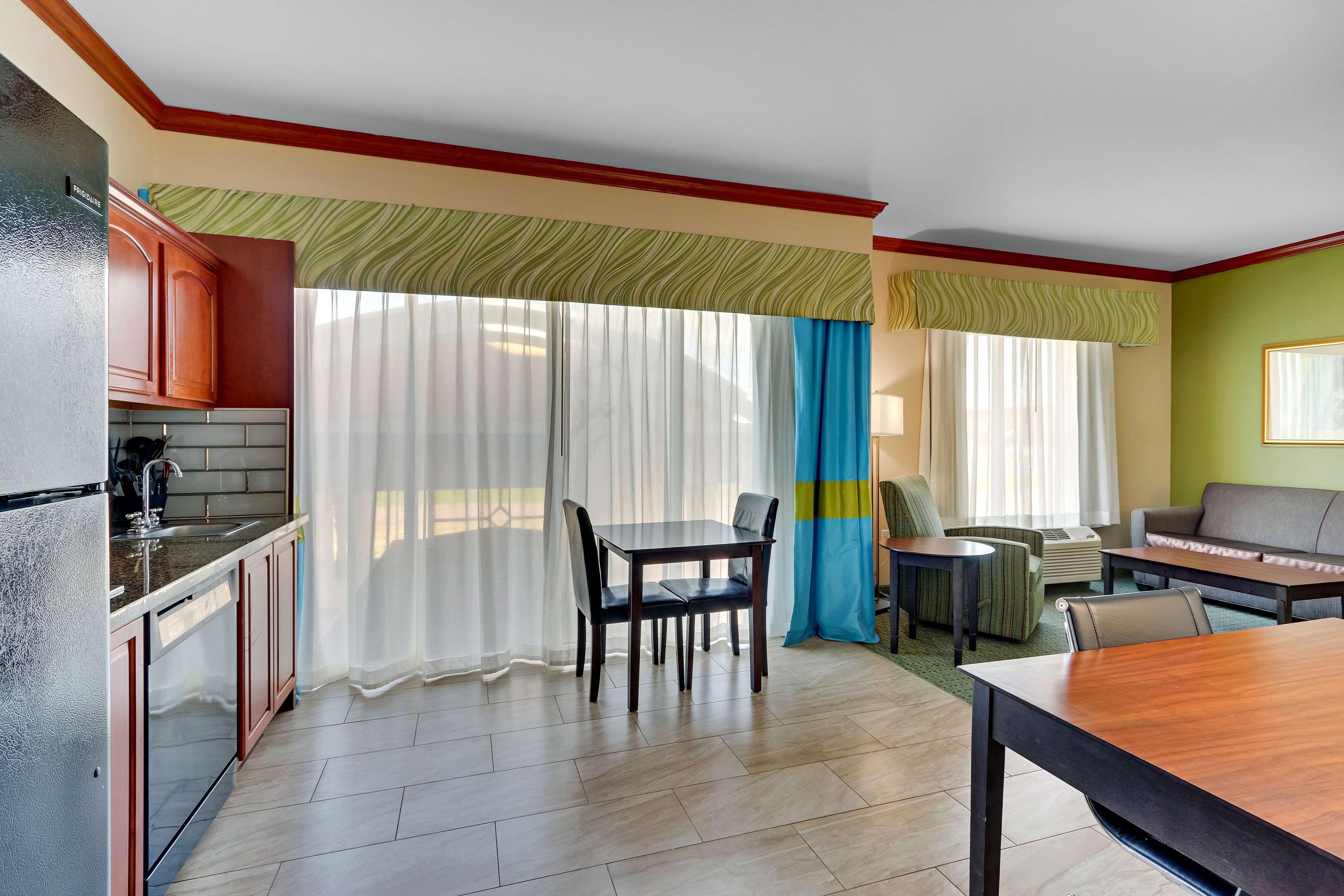 Comfort & Hotel