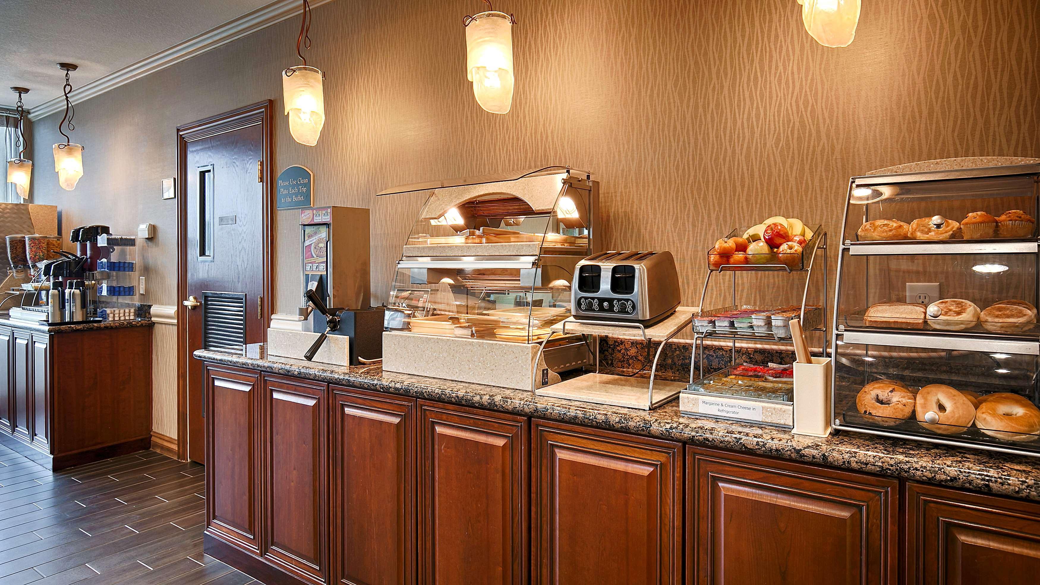 Comfort & Hotel Waco