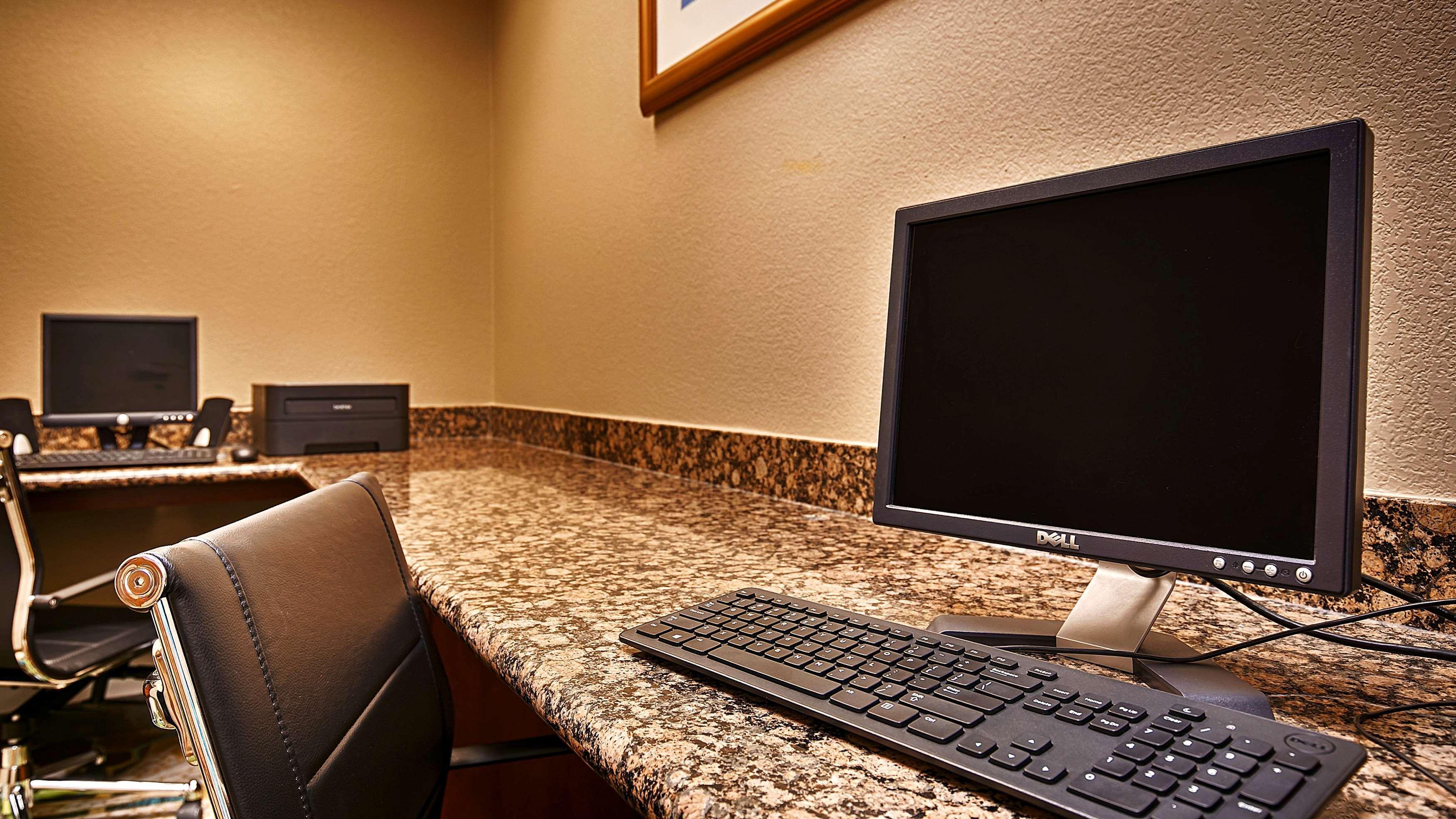 Comfort & Hotel Waco