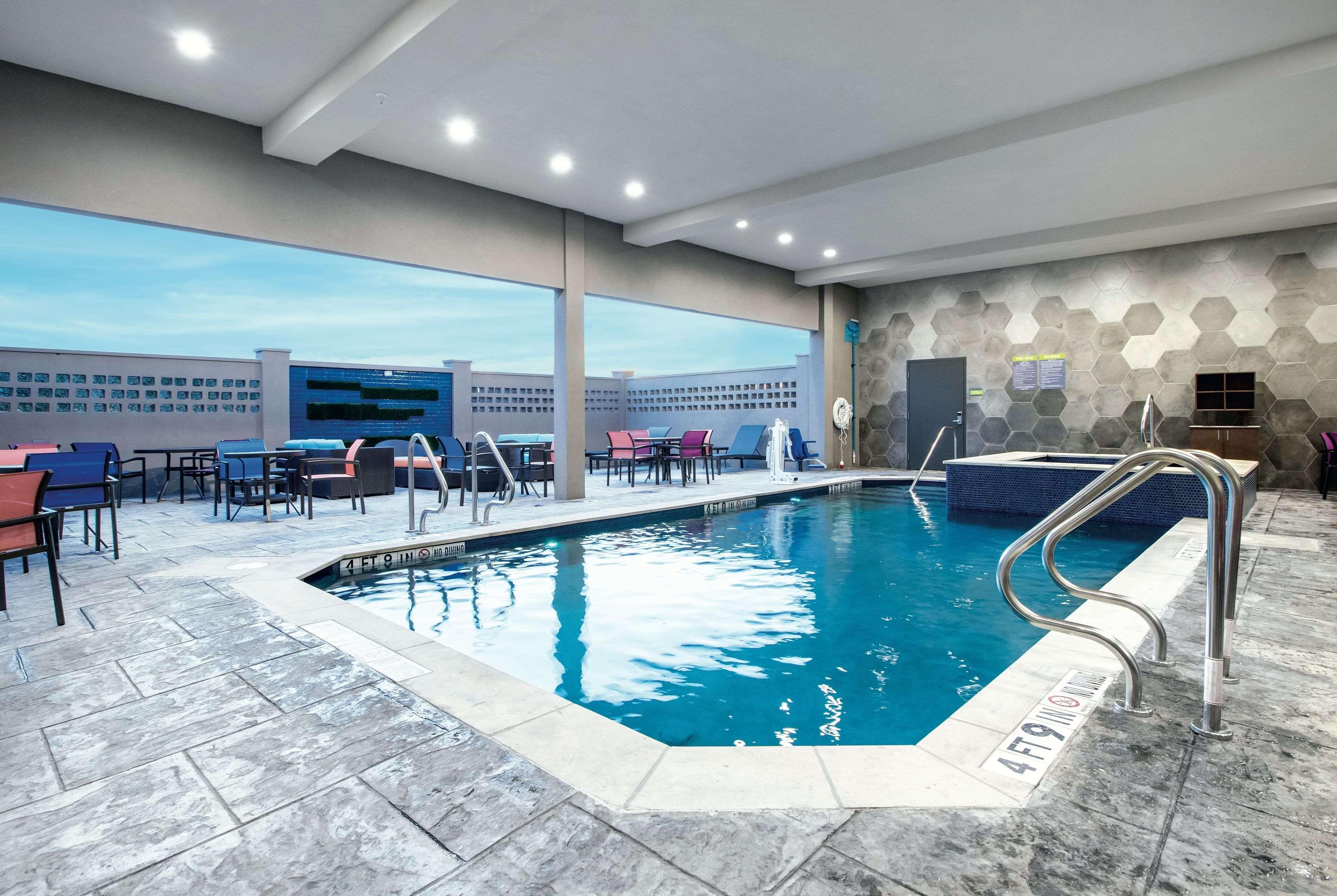 La Quinta By Wyndham Baylor Downtown Hotel 3*