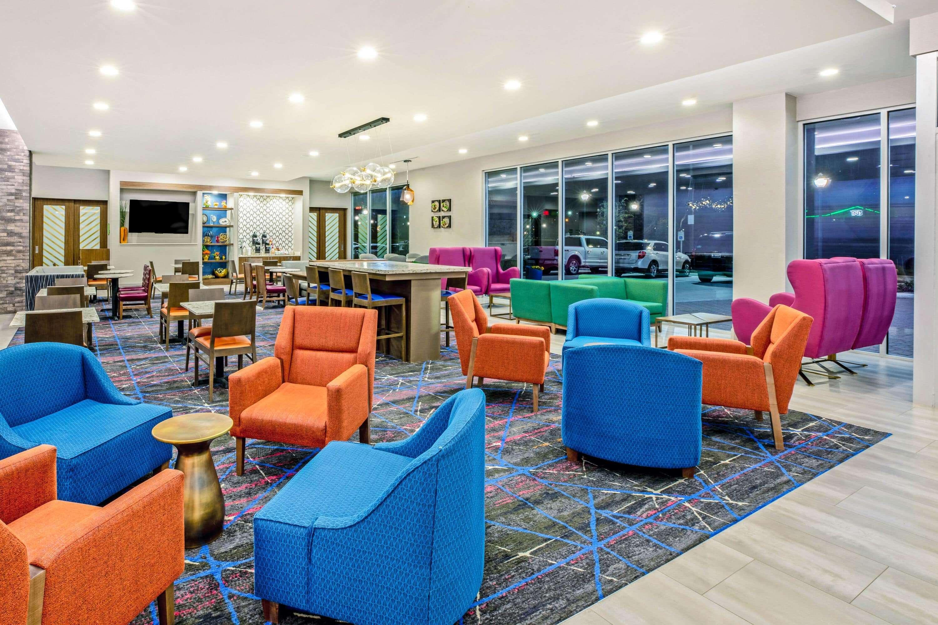 La Quinta By Wyndham Baylor Downtown 3*