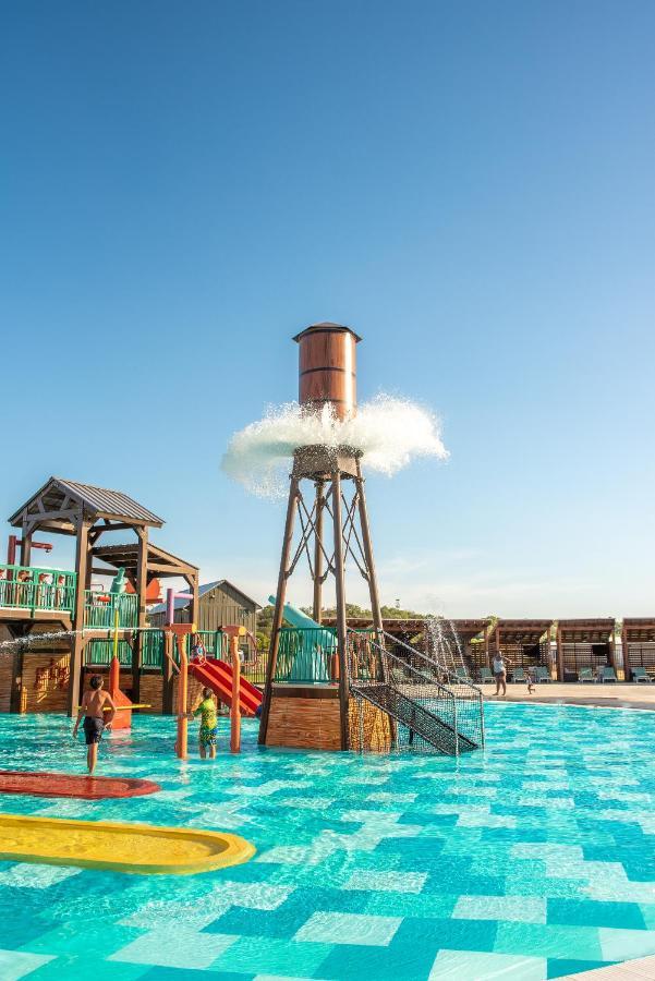 Camp Fimfo Holiday home *