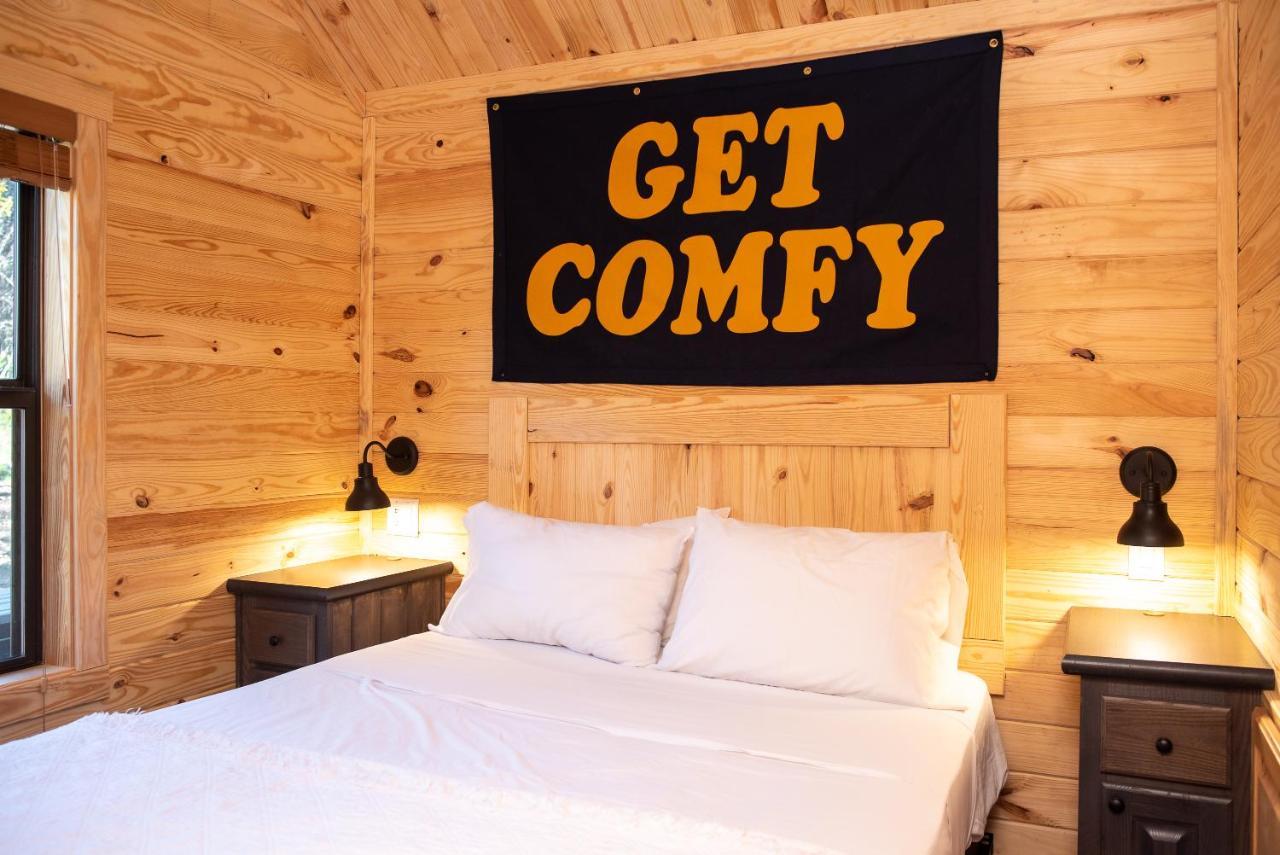 Camp Fimfo Holiday home Waco