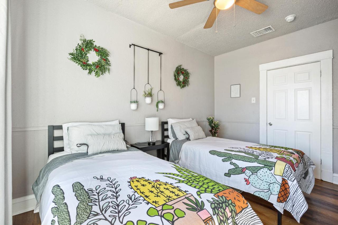 Quaint Downtown Close To Magnolia, Baylor Uni., Cameron Park Zoo... Apartment *