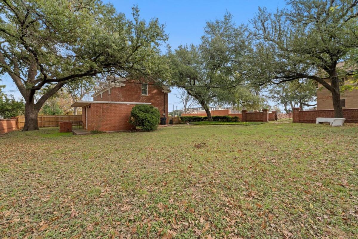 Carriage House In Downtown Holiday home Waco