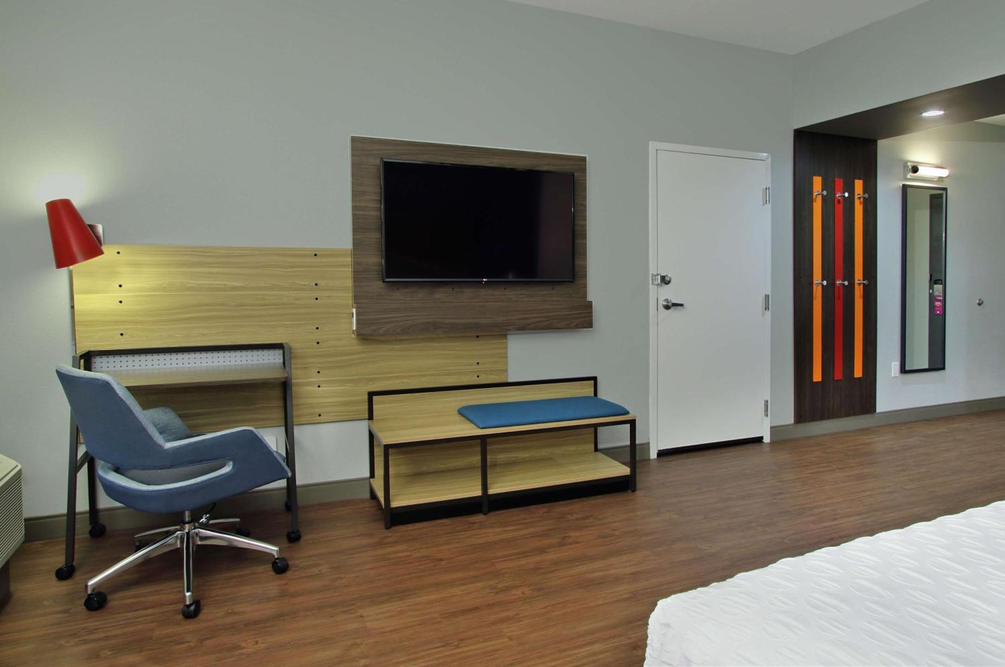 Tru By Hilton South Hotel