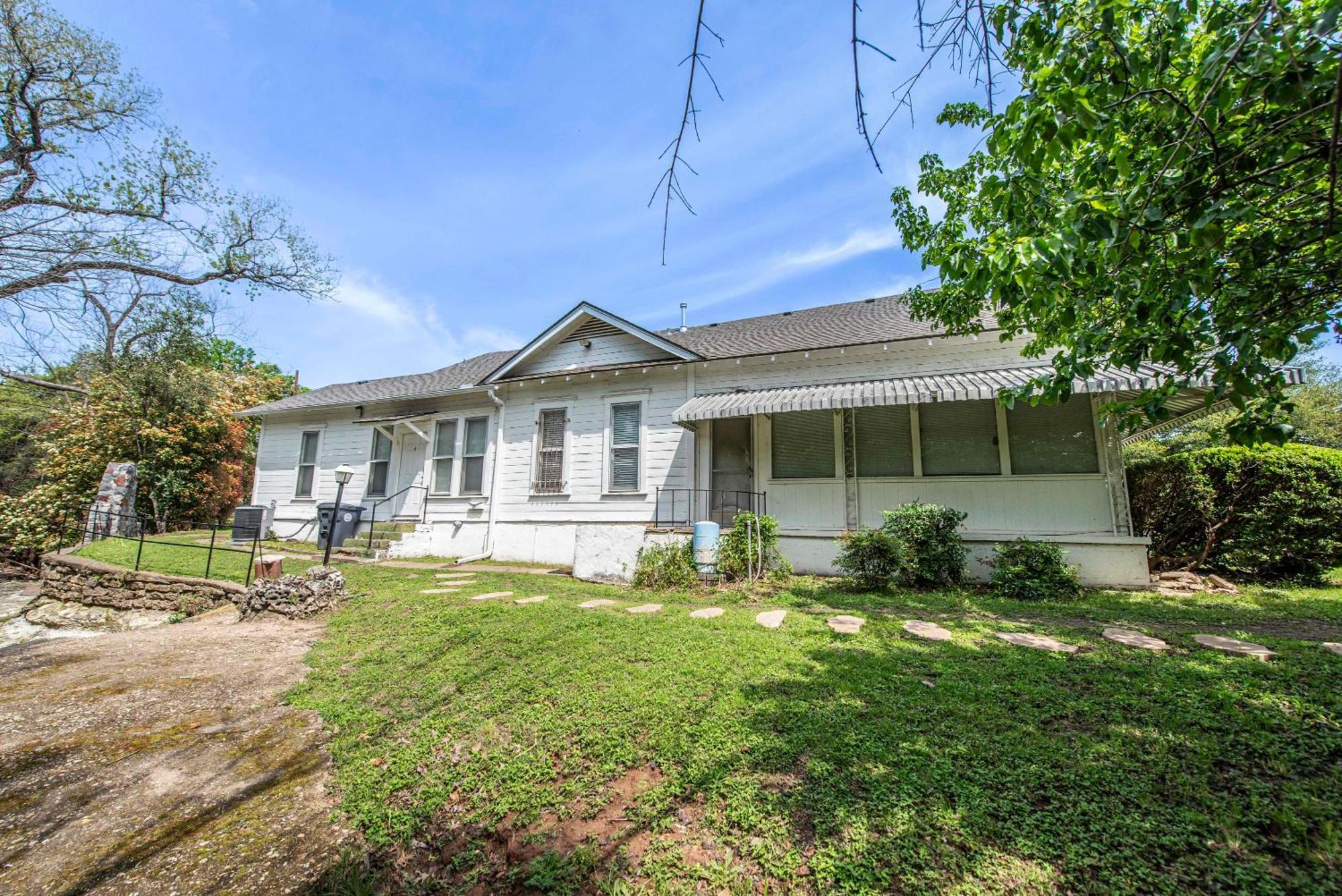 Holiday home New Gathering Place On Columbus Waco