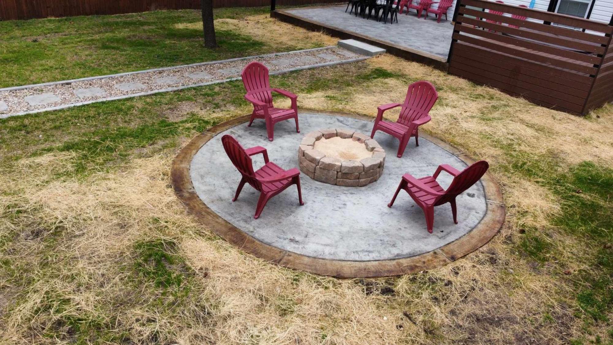 Simply Get-a-waco- Hot Tub, Sleeps 10, 5-min Walk To Silos & Downtown