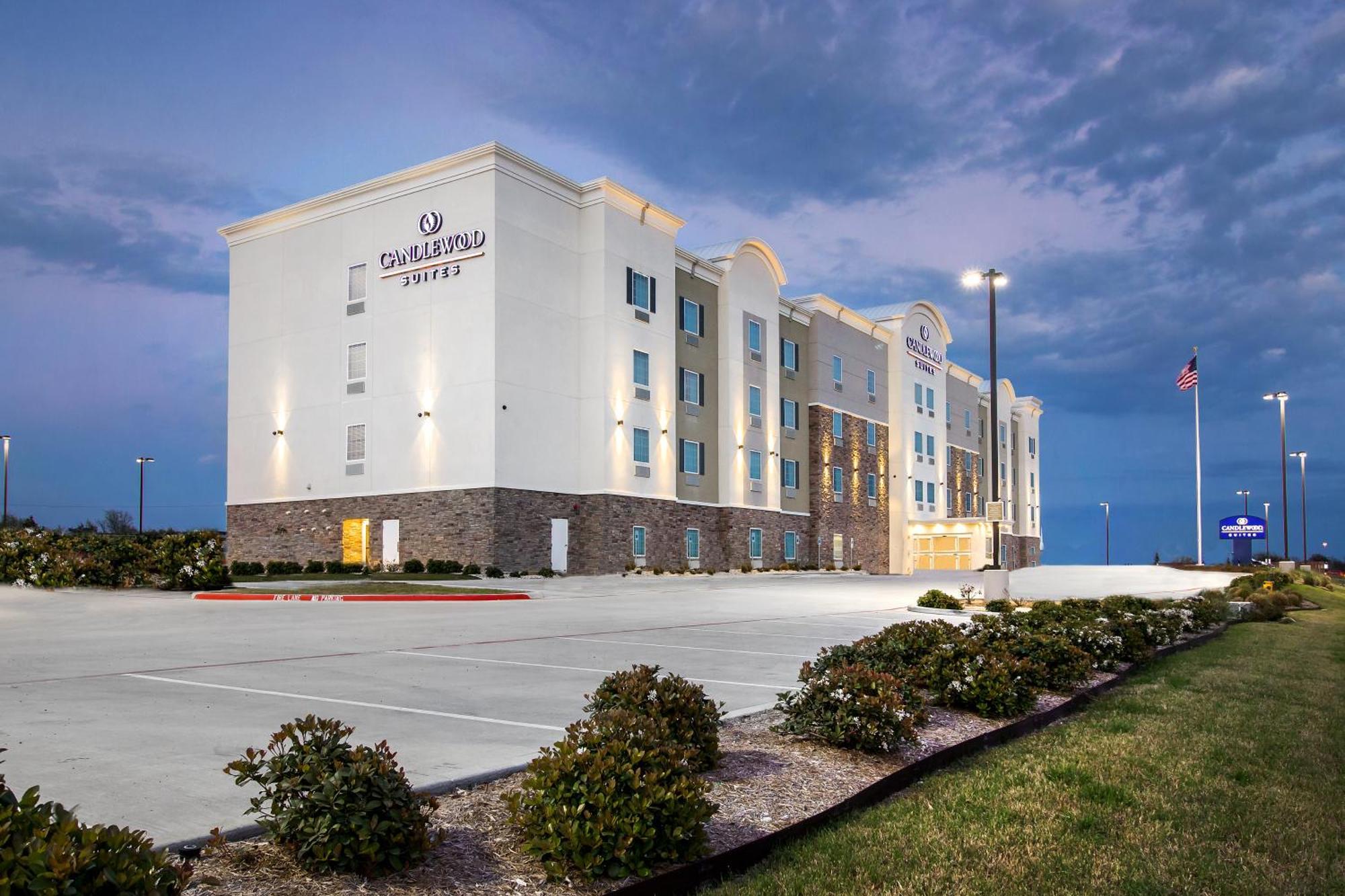 Candlewood By Ihg Hotel Waco