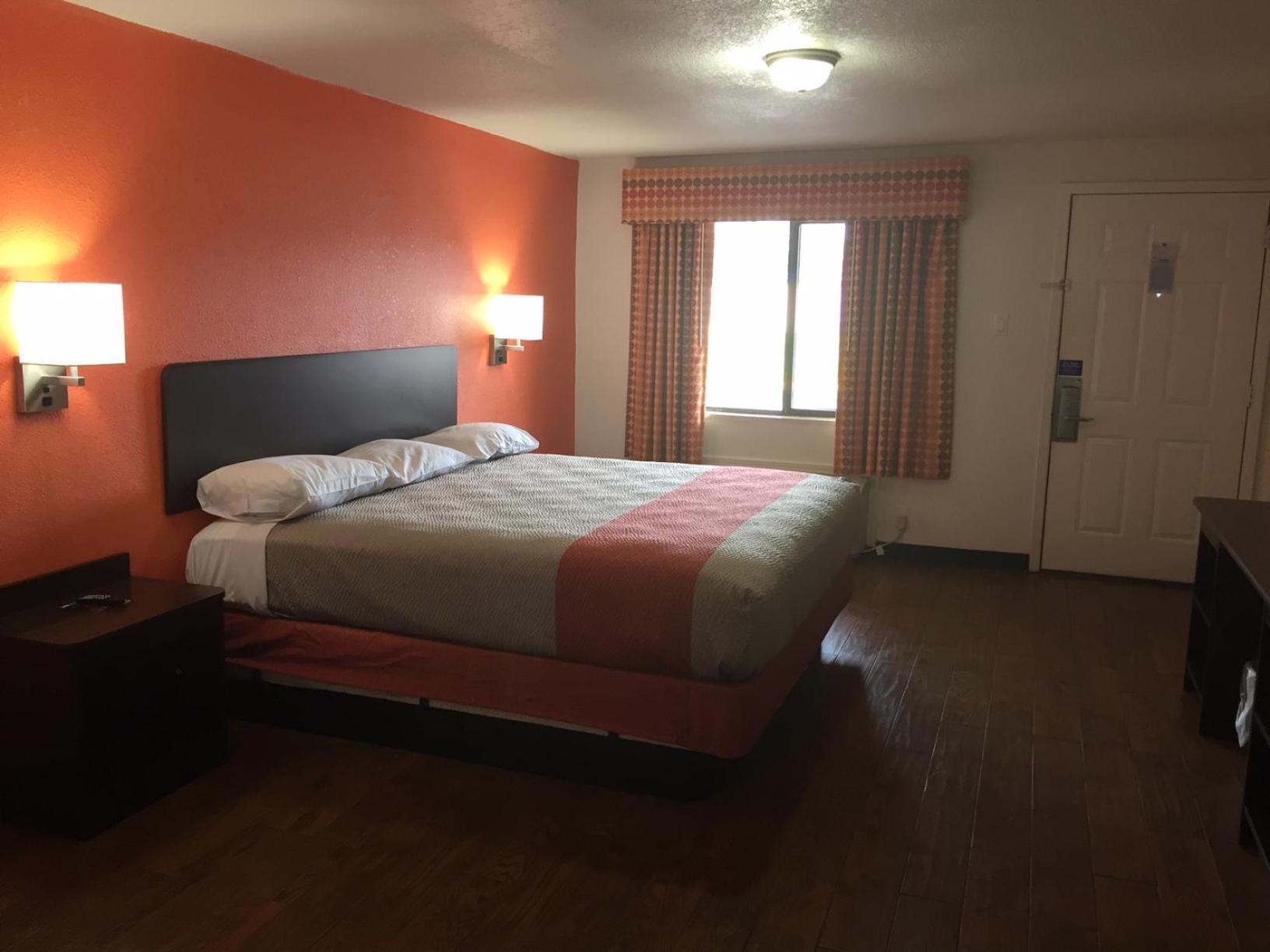 6-waco, Tx