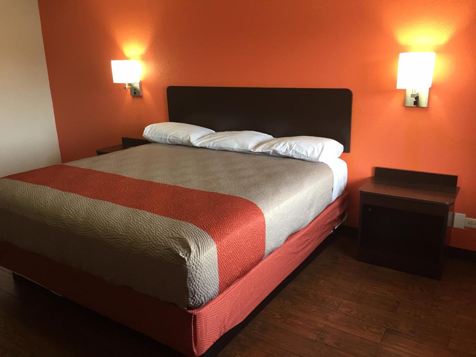 Hotel 6-waco, Tx
