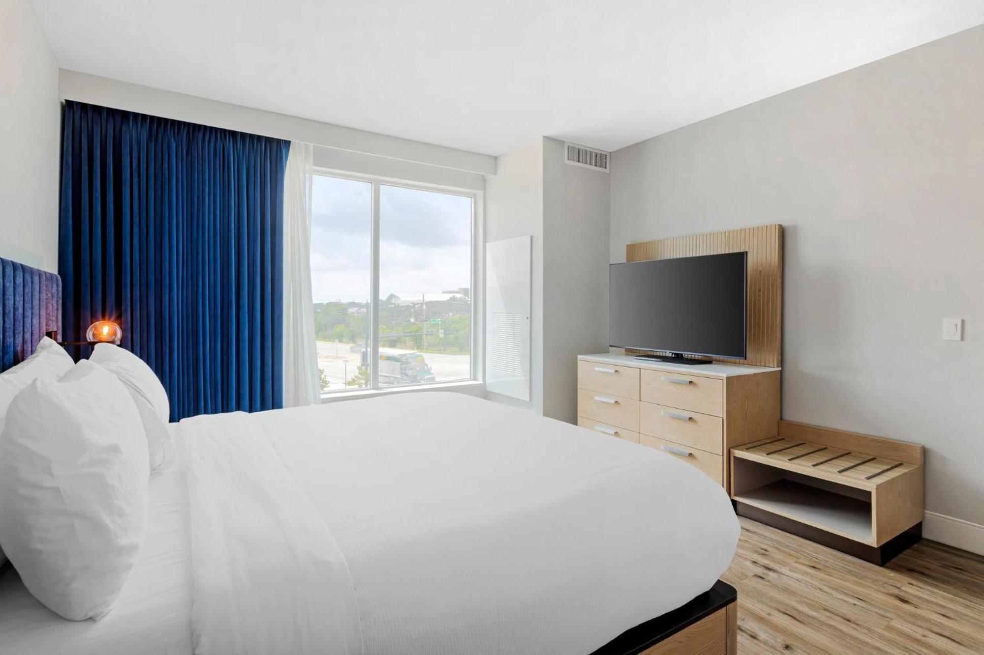 Even - Area By Ihg Waco