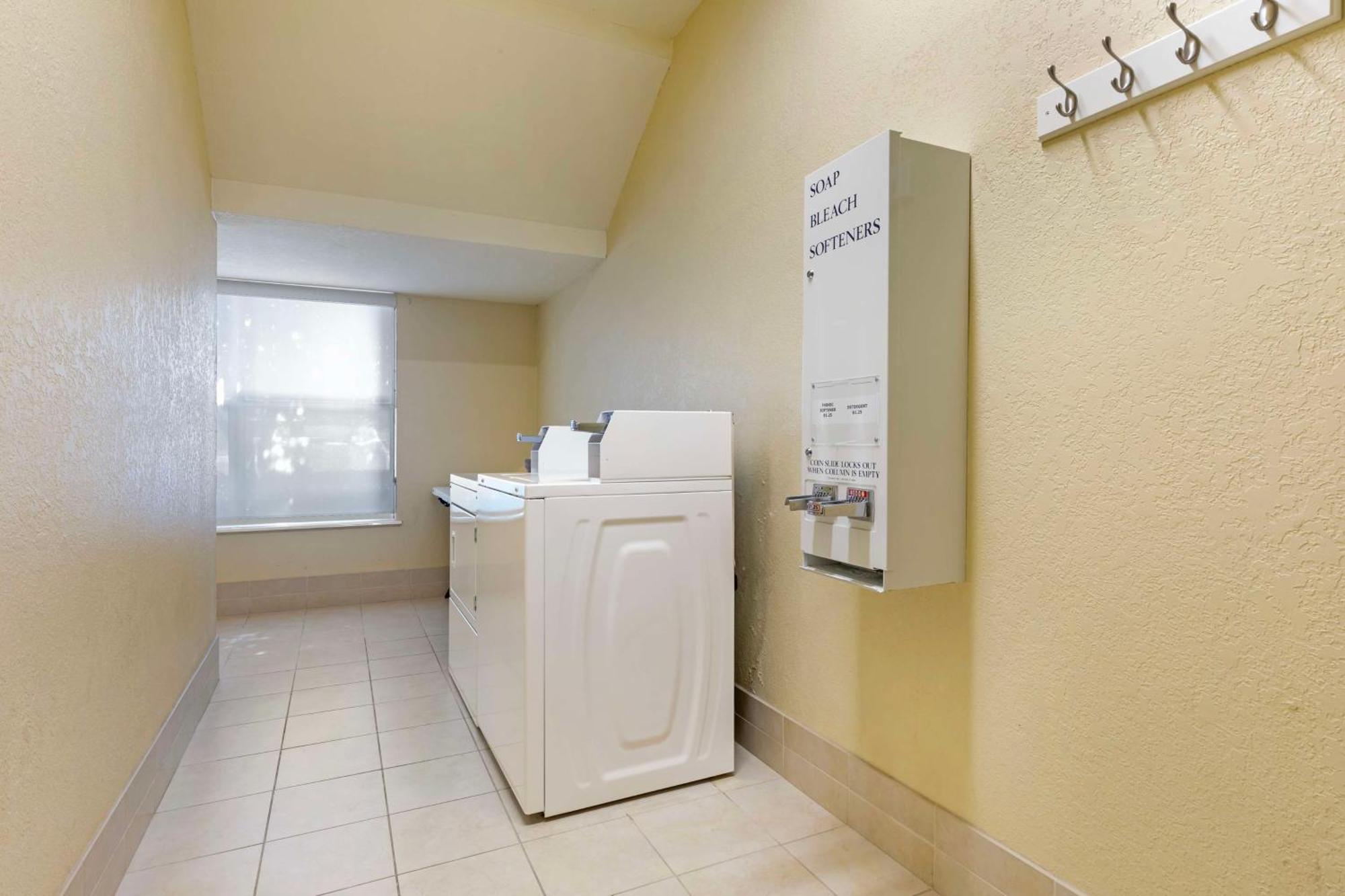 Western North 3* Waco
