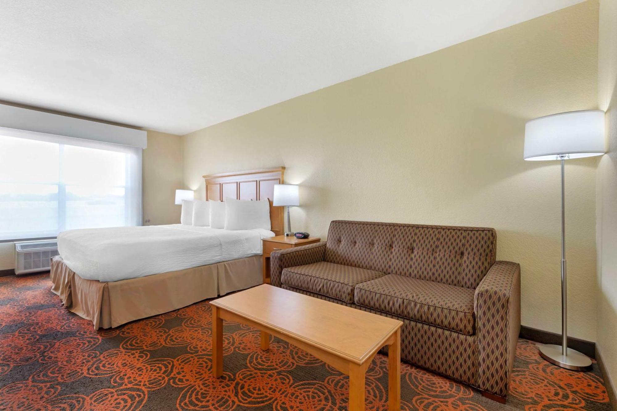 Western North 3* Waco