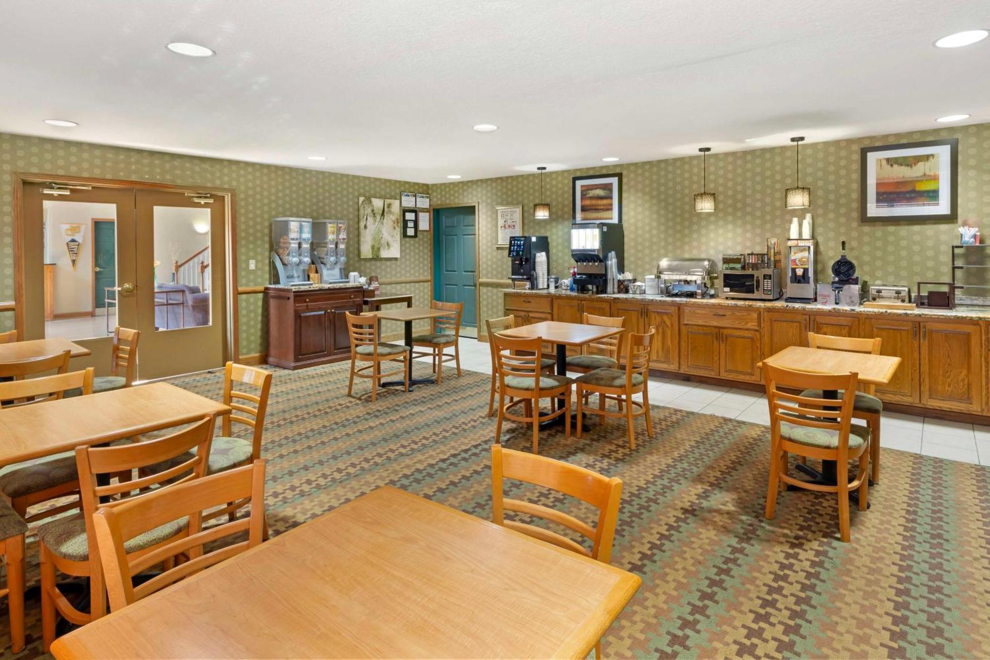 Western North Hotel 3*