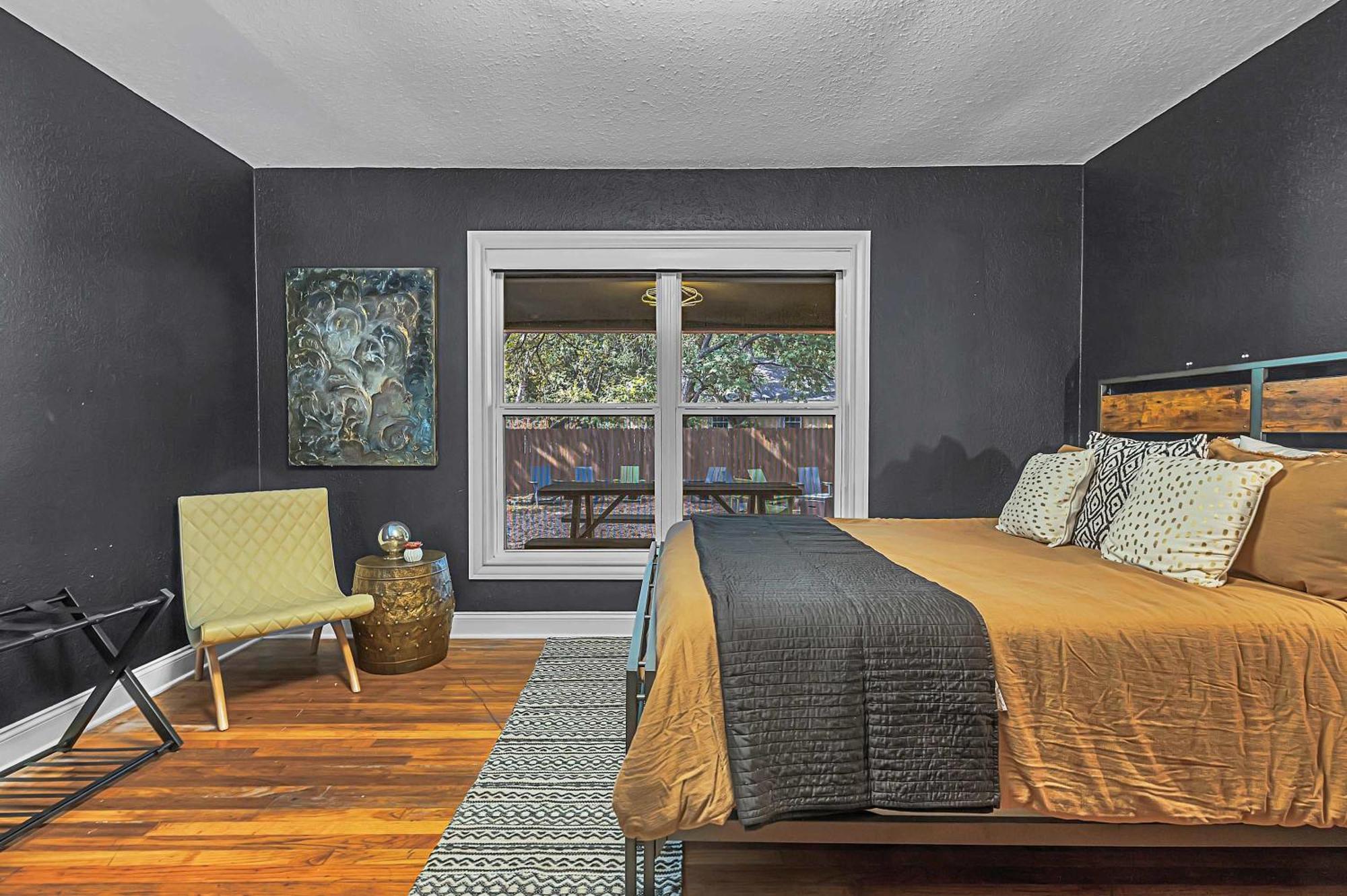 New-the Mod Poppy Large 10 Minutes From It Holiday home Waco