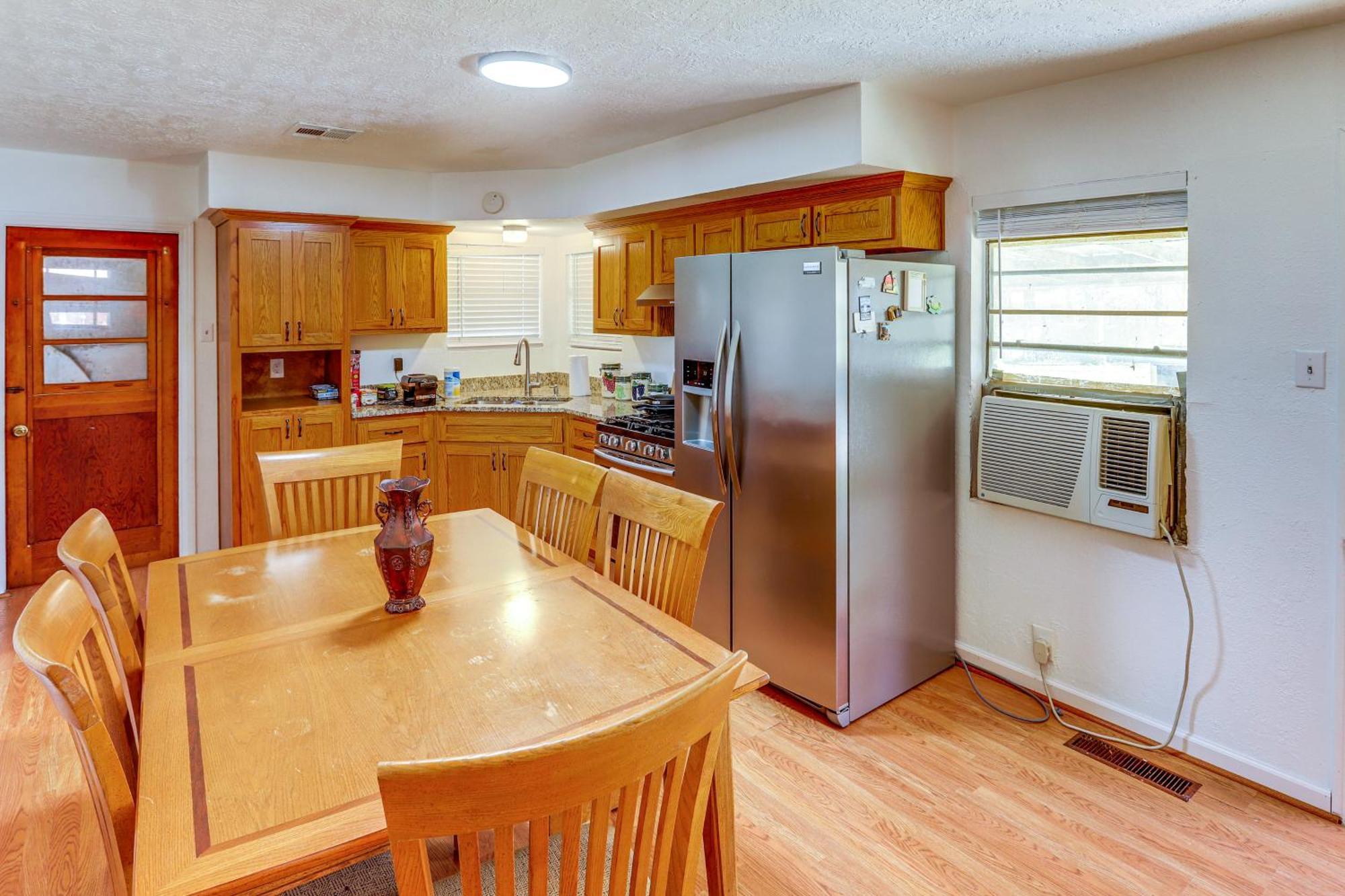 Family-friendly Home, 4 Mi To Magnolia Market Holiday home