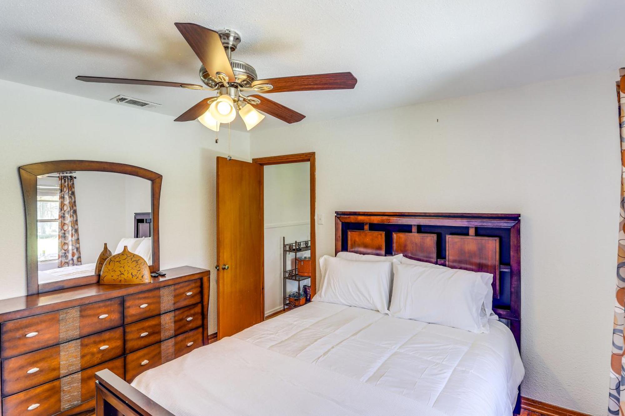 Family-friendly Home, 4 Mi To Magnolia Market