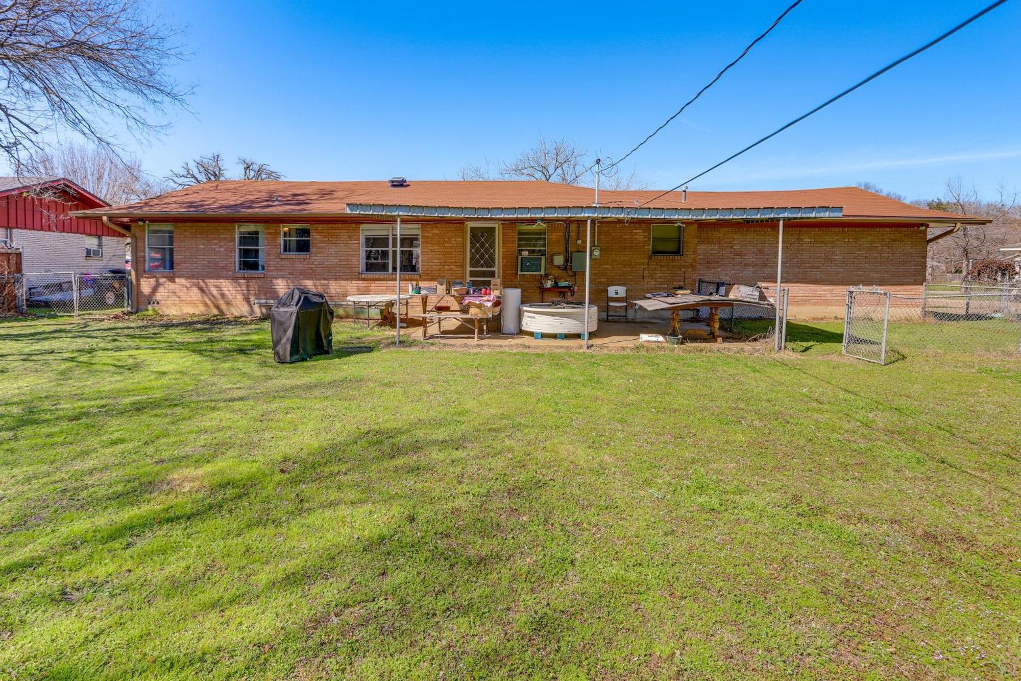 Family-friendly Home, 4 Mi To Magnolia Market Holiday home