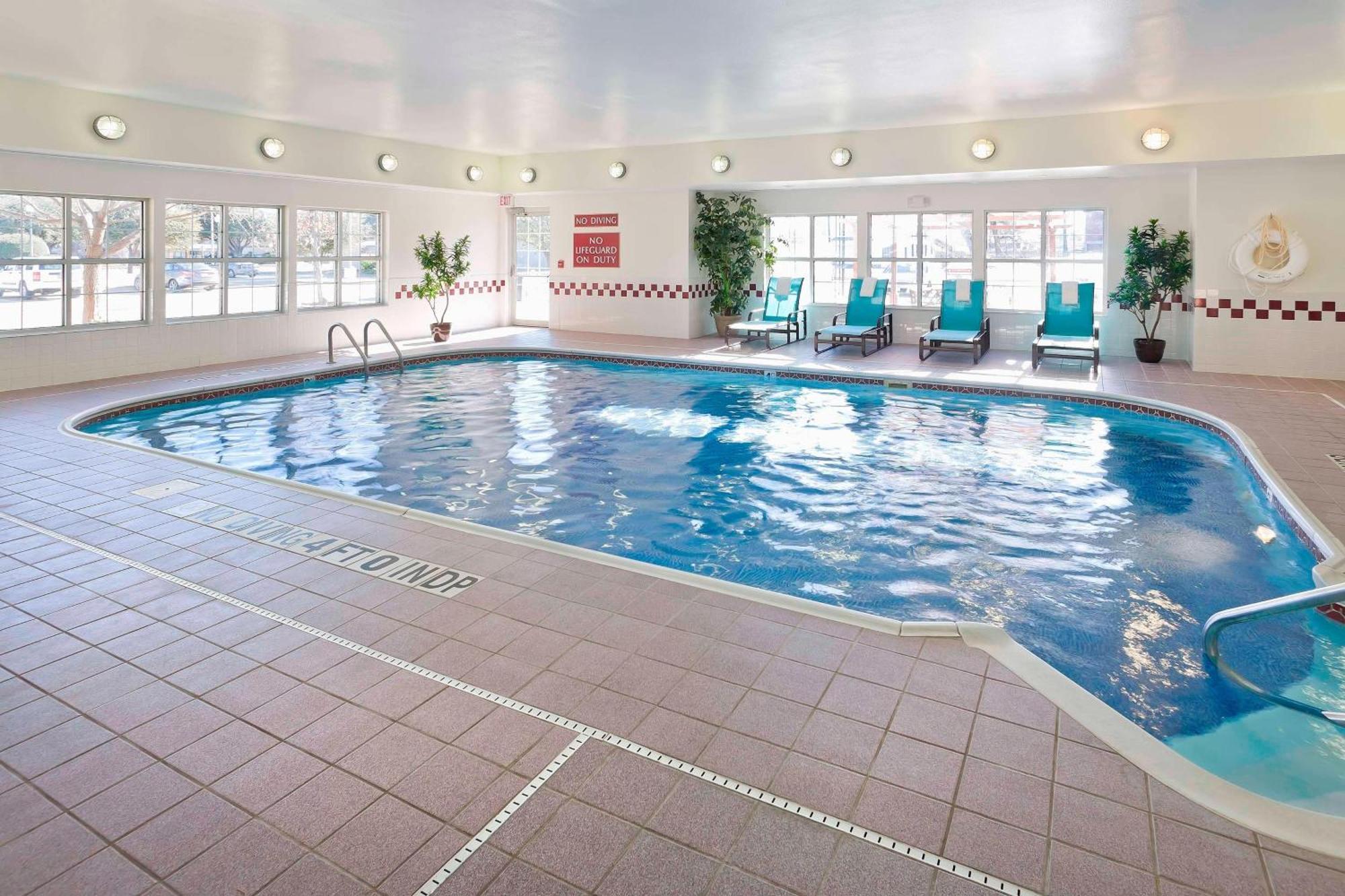 Hotel By Marriott 3*