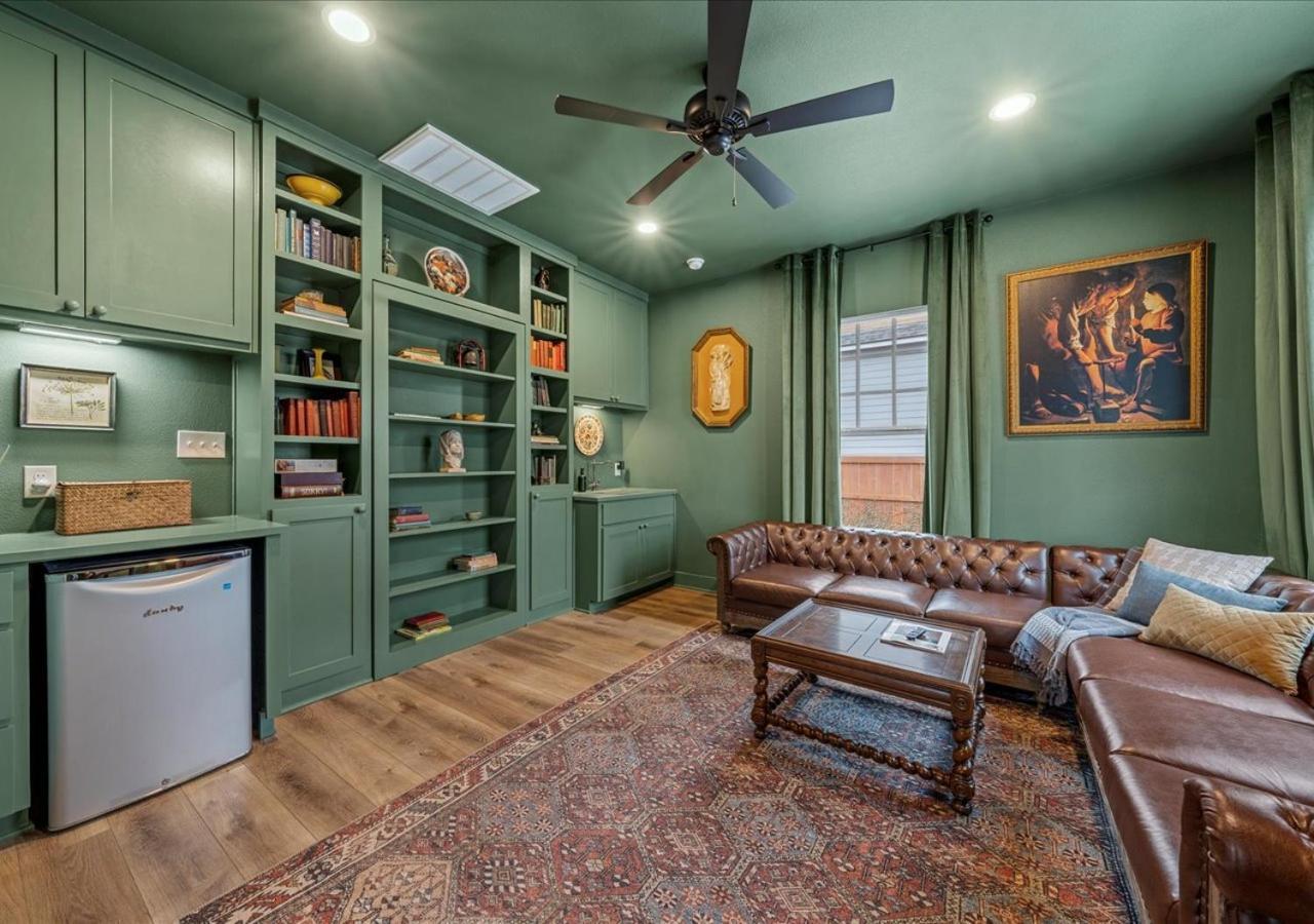 Holiday home Gloria - 2 Blocks To Magnolia And 3 Mins To Baylor Waco