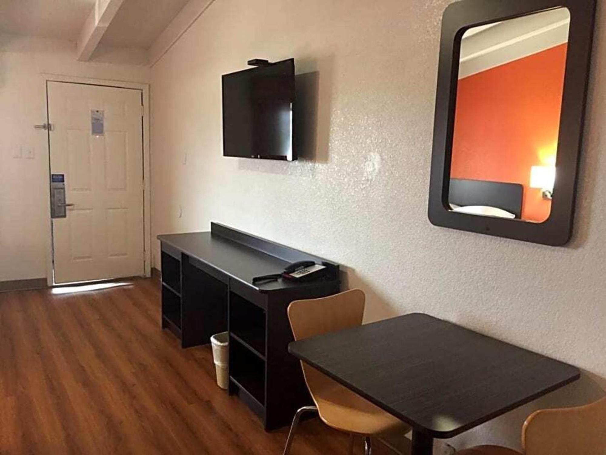 6-waco, Tx Hotel