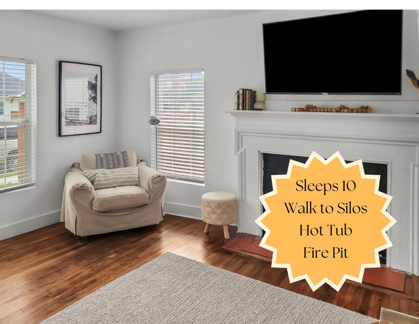 Holiday home Simply Get-a-waco- Hot Tub, Sleeps 10, 5-min Walk To Silos & Downtown