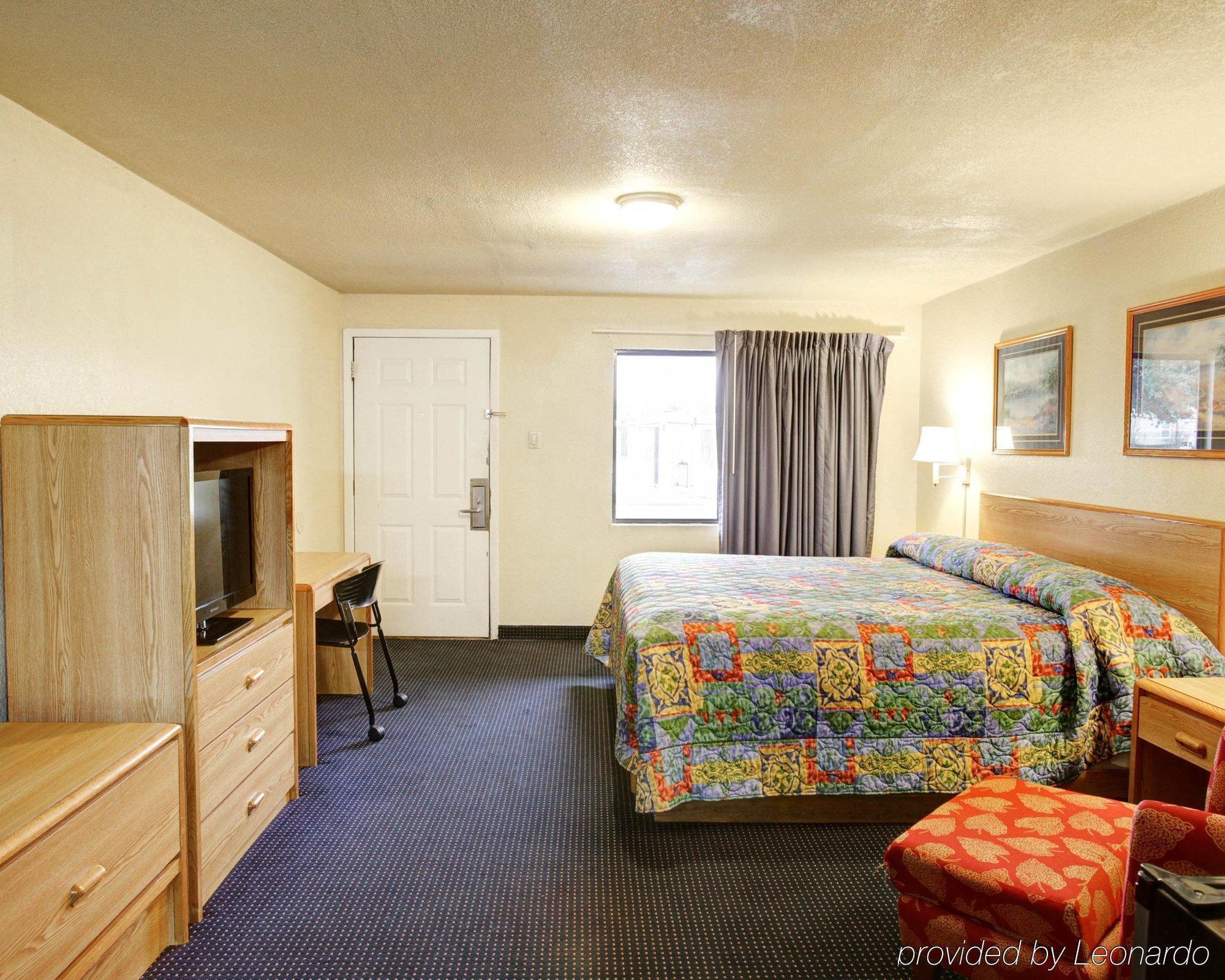 6-waco, Tx 2* Waco