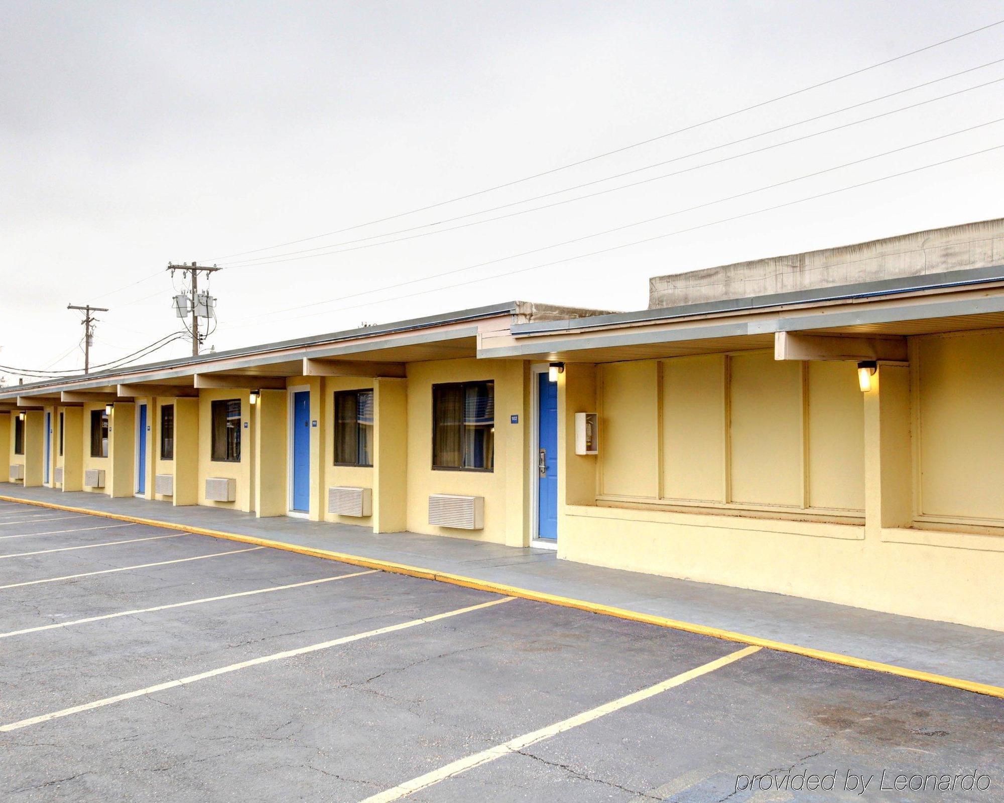 Hotel 6-waco, Tx 2*