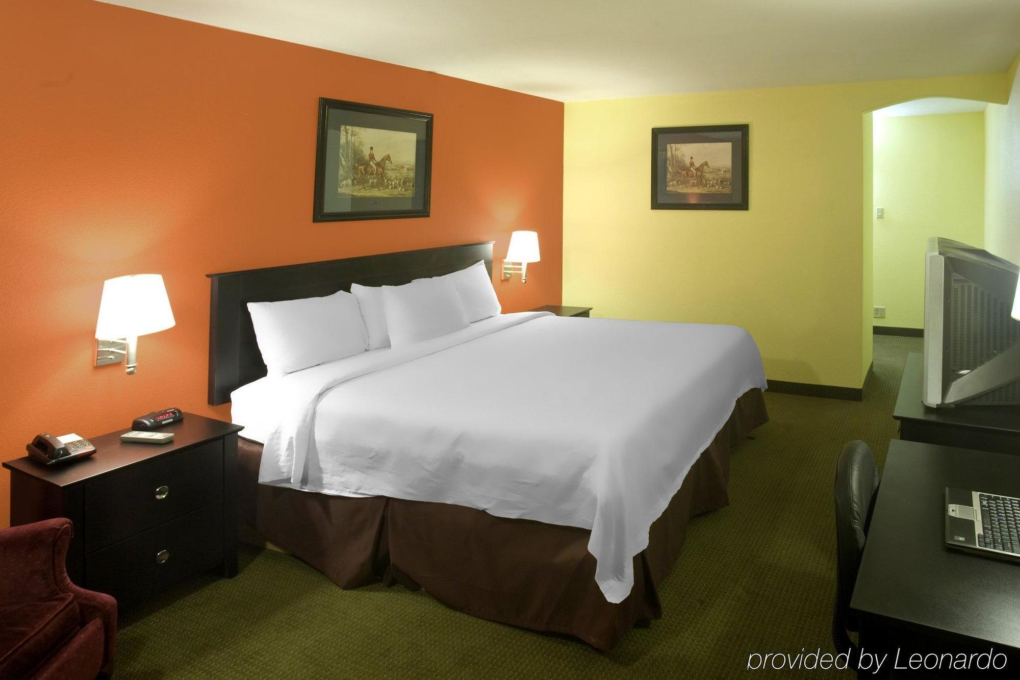 Motel Americas Value - Franklin Avenue 2*