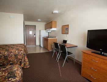 Hotel Woodspring Near 2*
