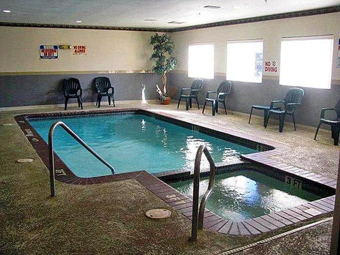 Hotel 6 - Woodway 2*