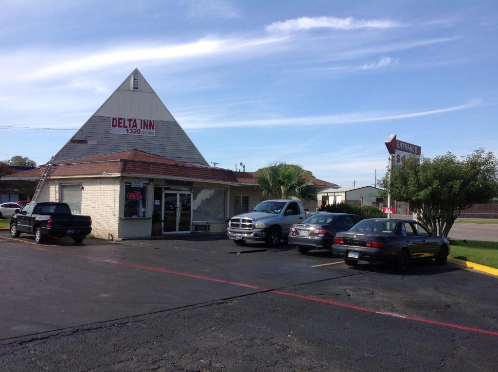 Motel Delta 2*