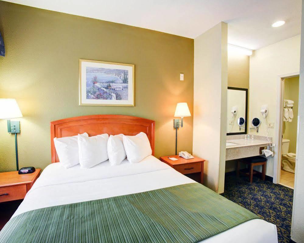 Comfort North - Near Area 3* Waco