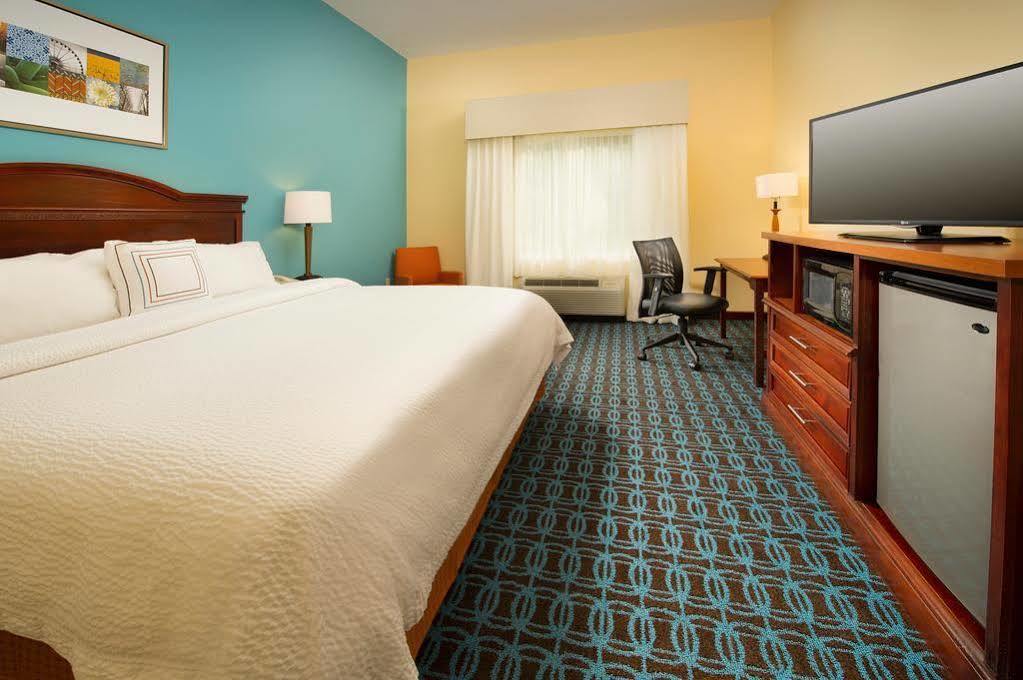 Fairfield & By Marriott North Waco