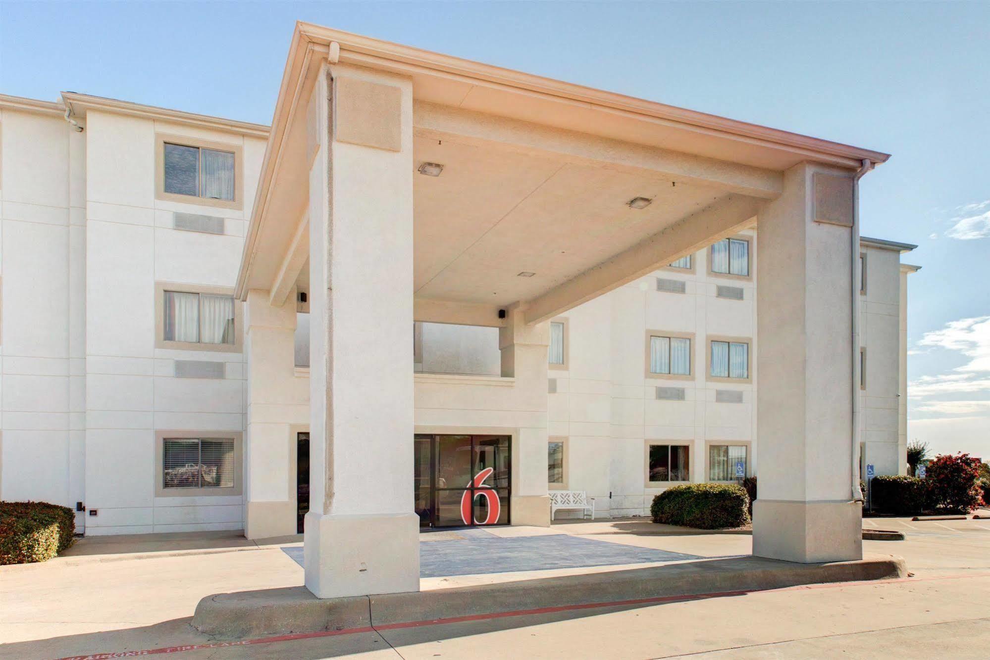 6 - Woodway Hotel Waco