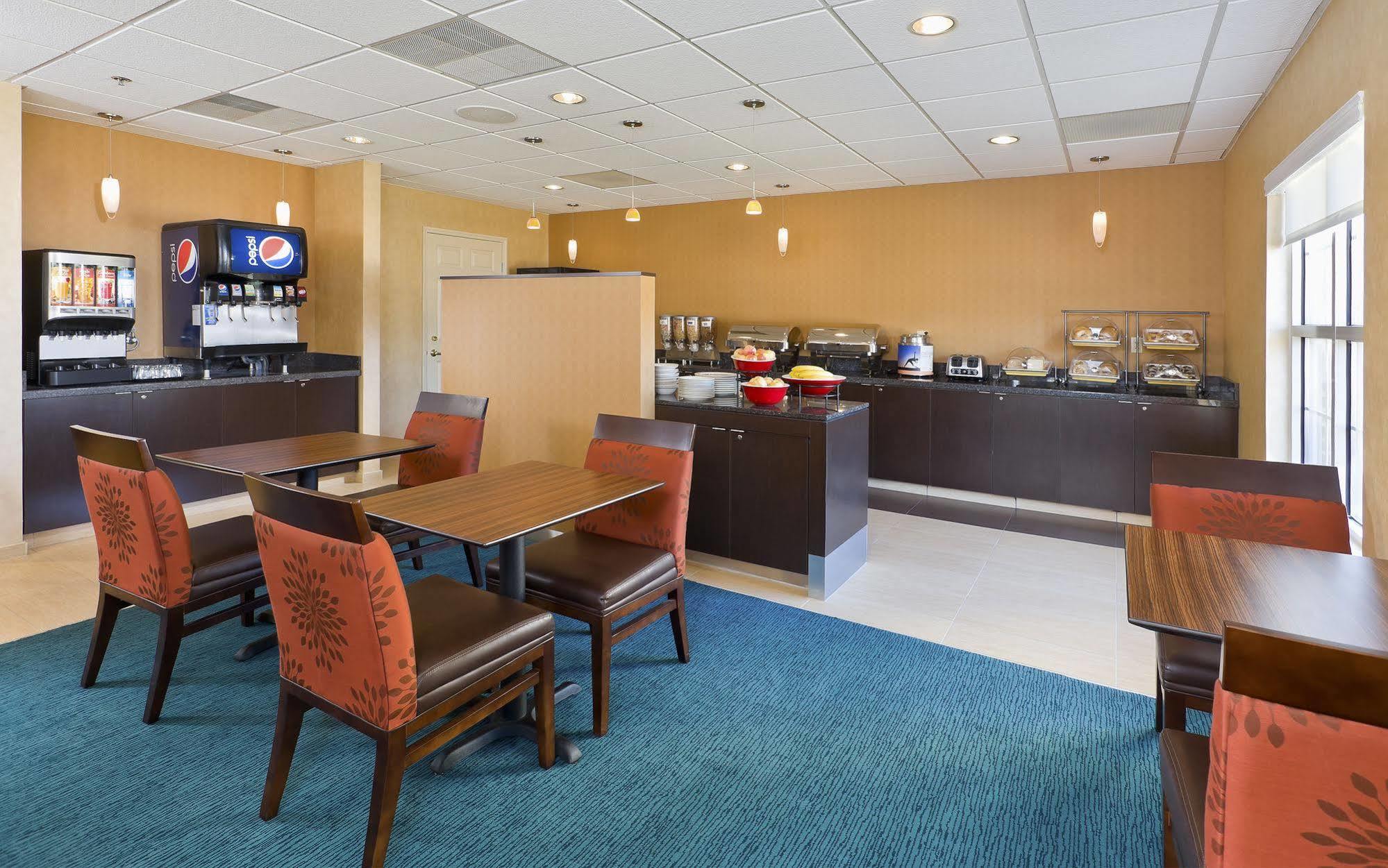 By Marriott 3* Waco