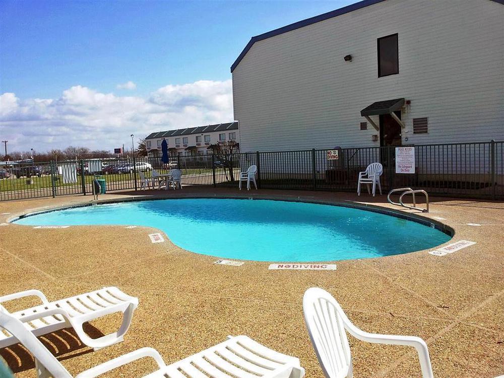 Days By Wyndham Area Hotel 2*