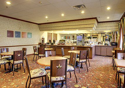 Hotel Comfort Near Area 3*