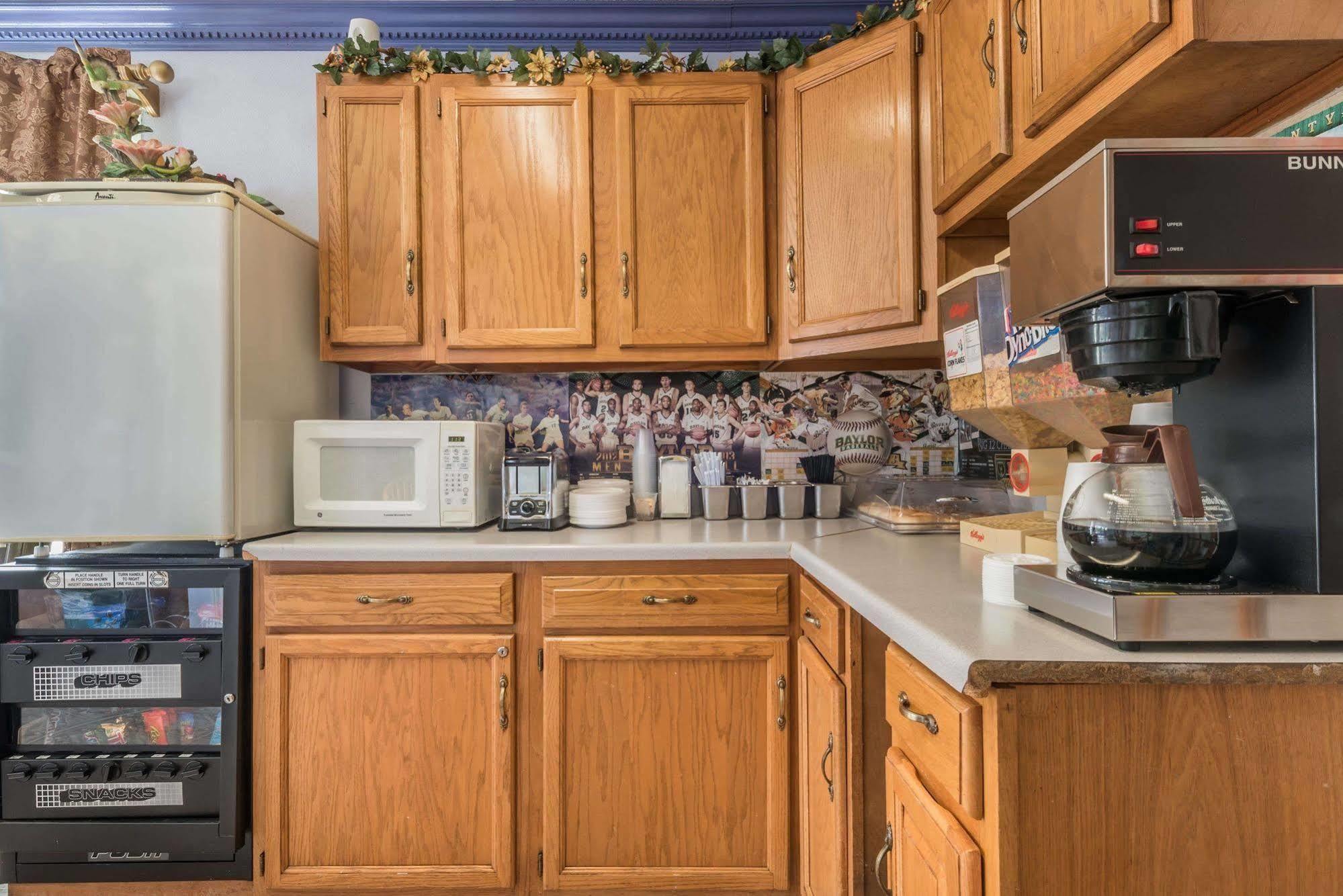 Econo North I-35 Lodge *